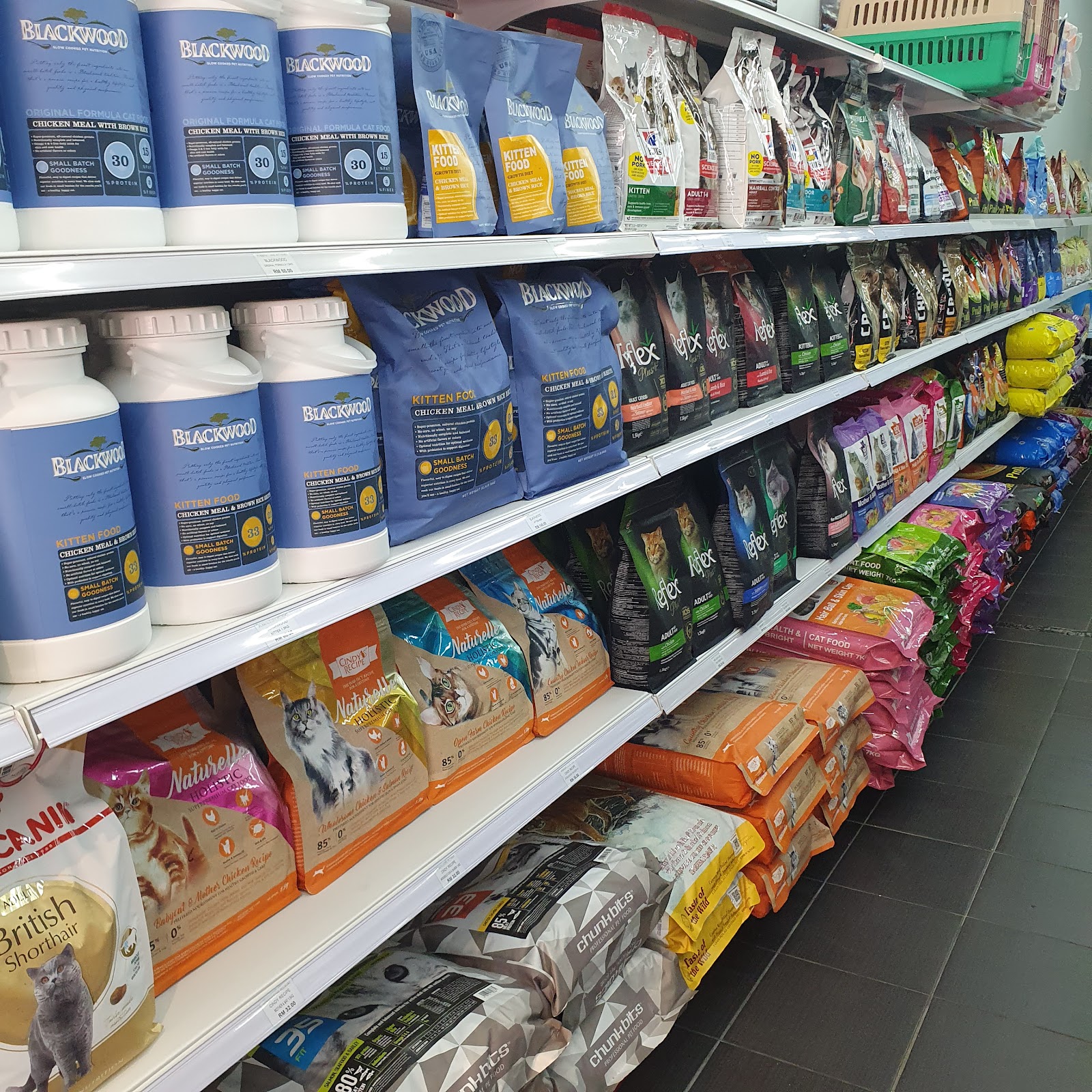 Purrfect One Pet Mart 3